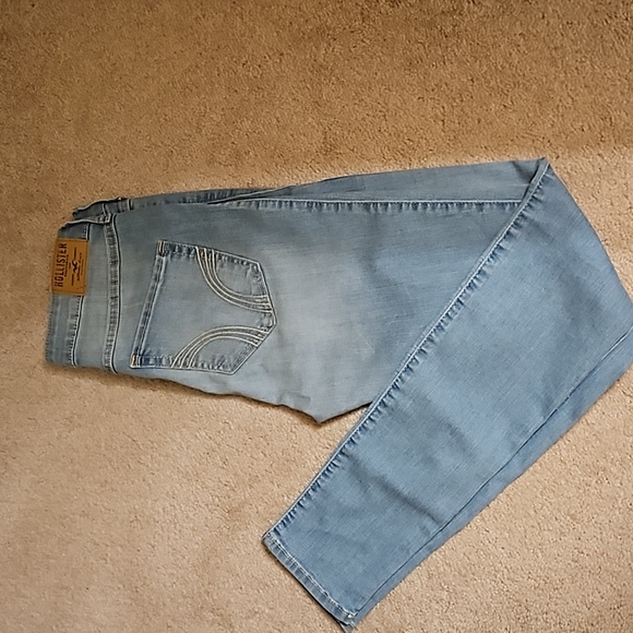 Hollister Skinny Jeans Size 3R - Picture 3 of 3